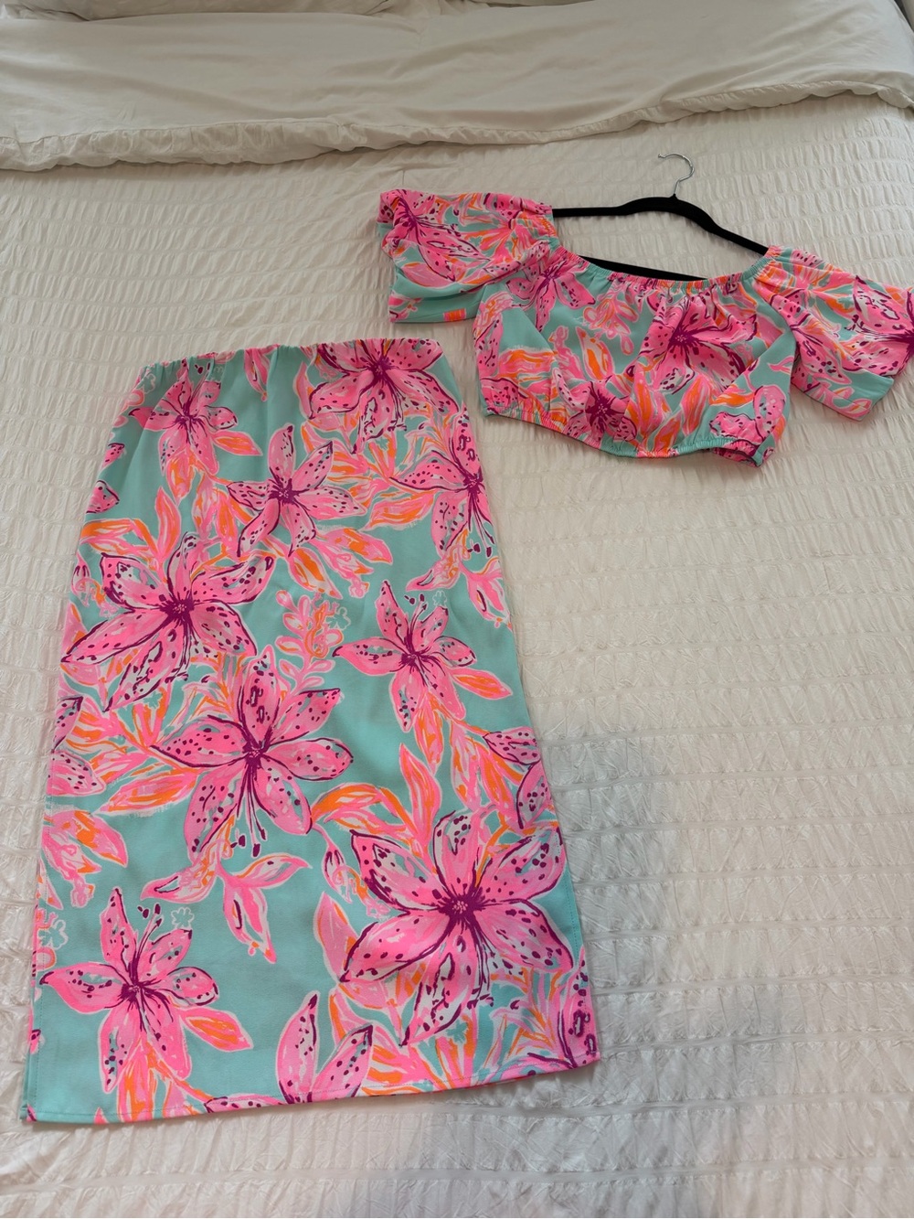 Lilly Pulitzer Aqua, Pink & Orange Floral Off-Shoulder Top